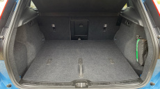 Volvo XC40 2.0 B4P Plus Dark 5dr Auto Petrol Estate